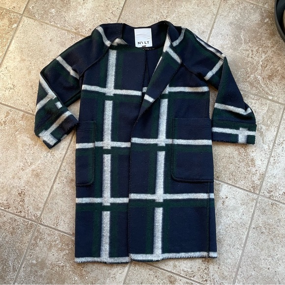 NVLT Margot Plaid Coat - Picture 5 of 5